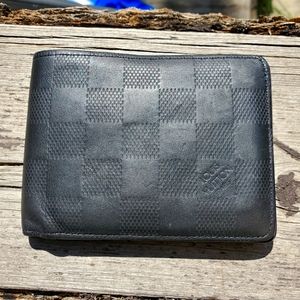 LV Multiple wallet 2021